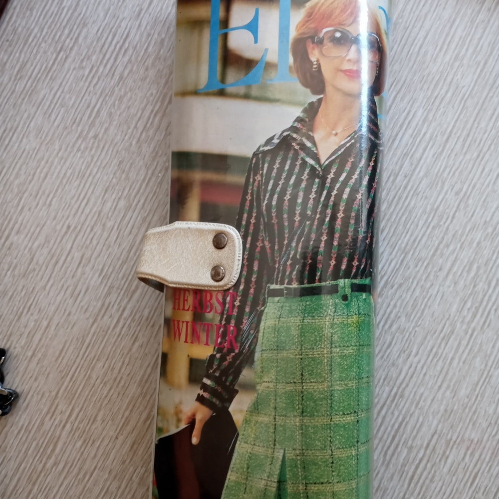 Fabulous magazine clutch